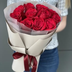 Монобукет из 11 красных роз