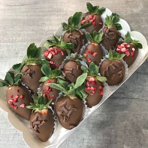 Букет из клубники «Вкусный наборчик»