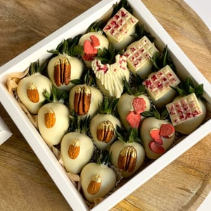 Клубника в шоколаде "Рим" 16 шт.