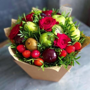 Букет из клубники «Весенний аромат»