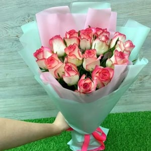 Букет «15 розовых роз»