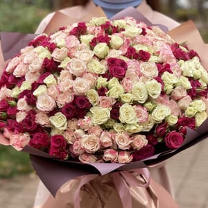 Букет из кустовых Роз 1