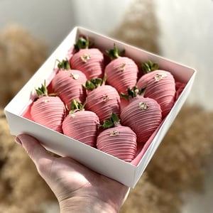 Композиция из клубники «Набор Pink gold»