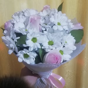 Букет «Аромат прованса» из роз и хризантем