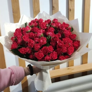 Букет «Вишневый десерт» из роз