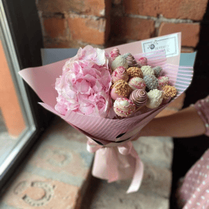 Клубничные бабочки
