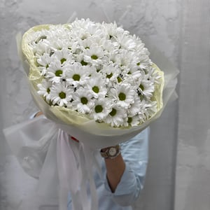 Моно букет из ромашковых хризантем