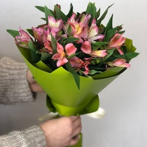 Букет «Удача» из альстромерий