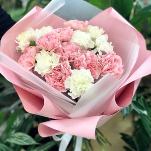Букет из кружевных диантусов