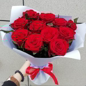 Букет из 11 красных роз